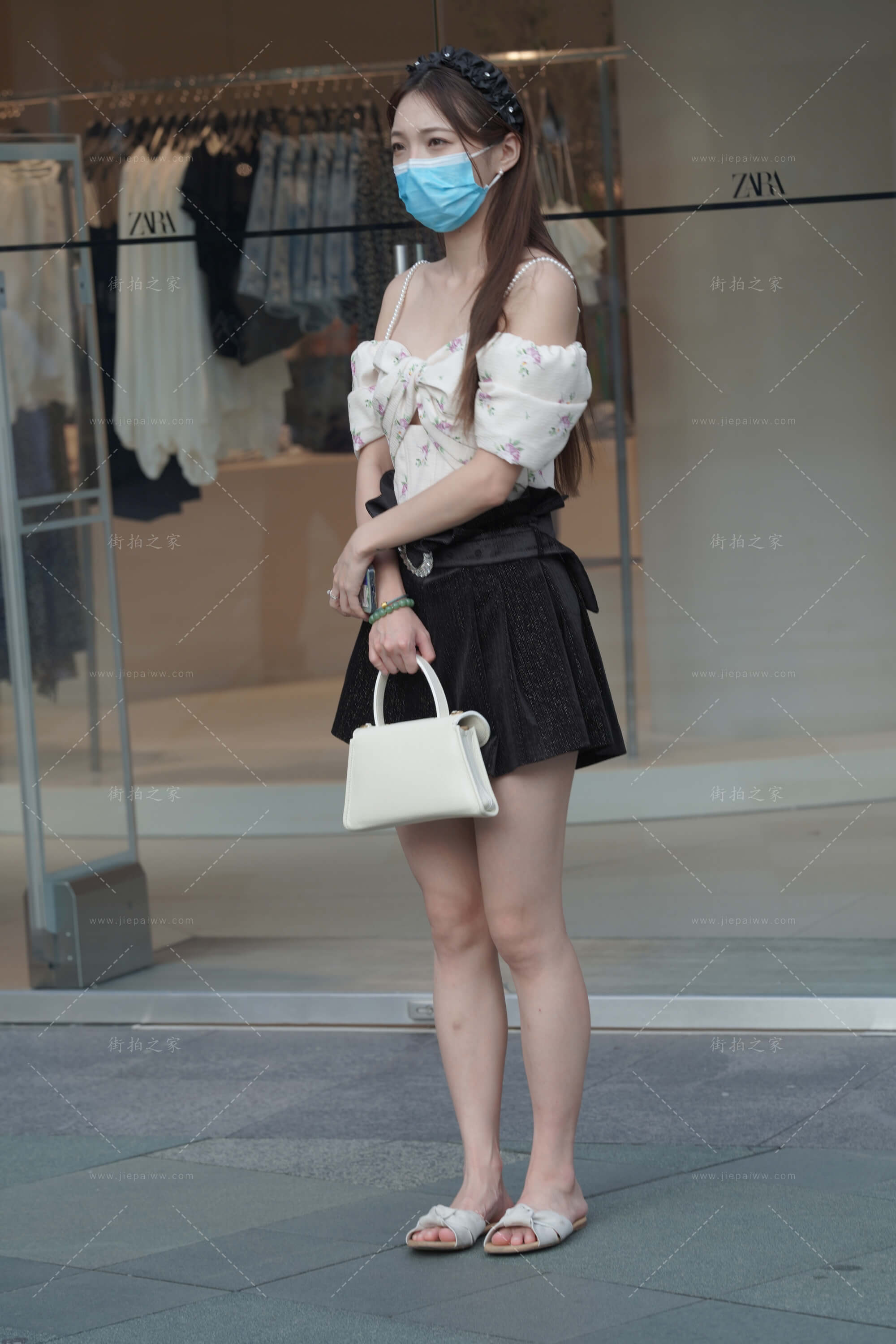 白皙小妹