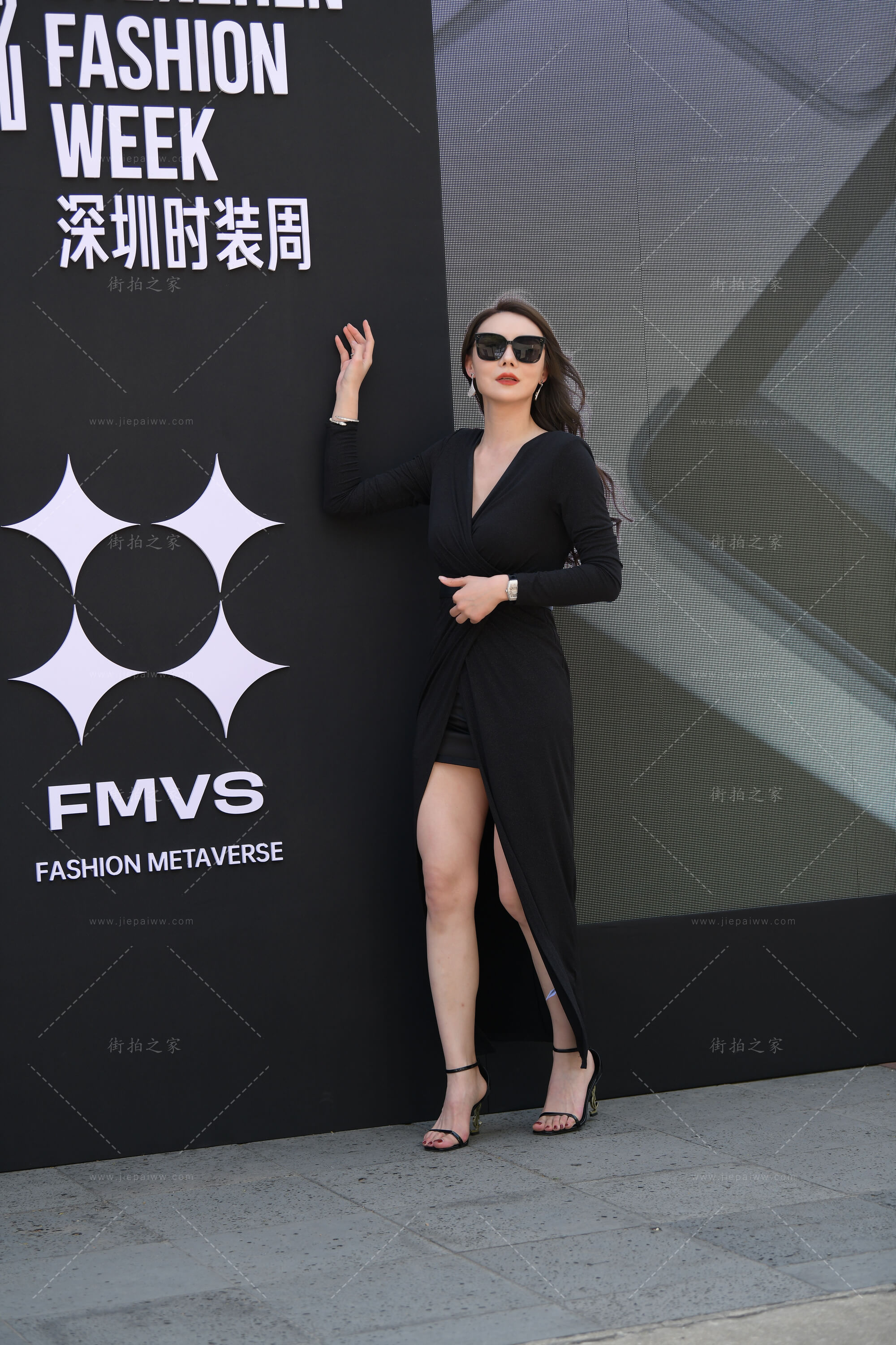 性感开衩裙时尚美女